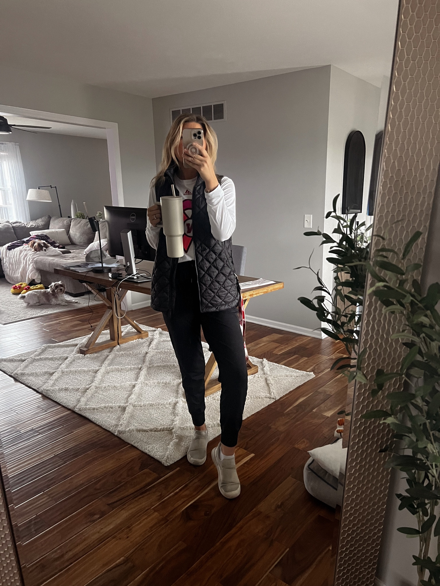 late alarm means casual Thursday right? 

#LTKfindsunder50 #LTKfitness #LTKstyletip