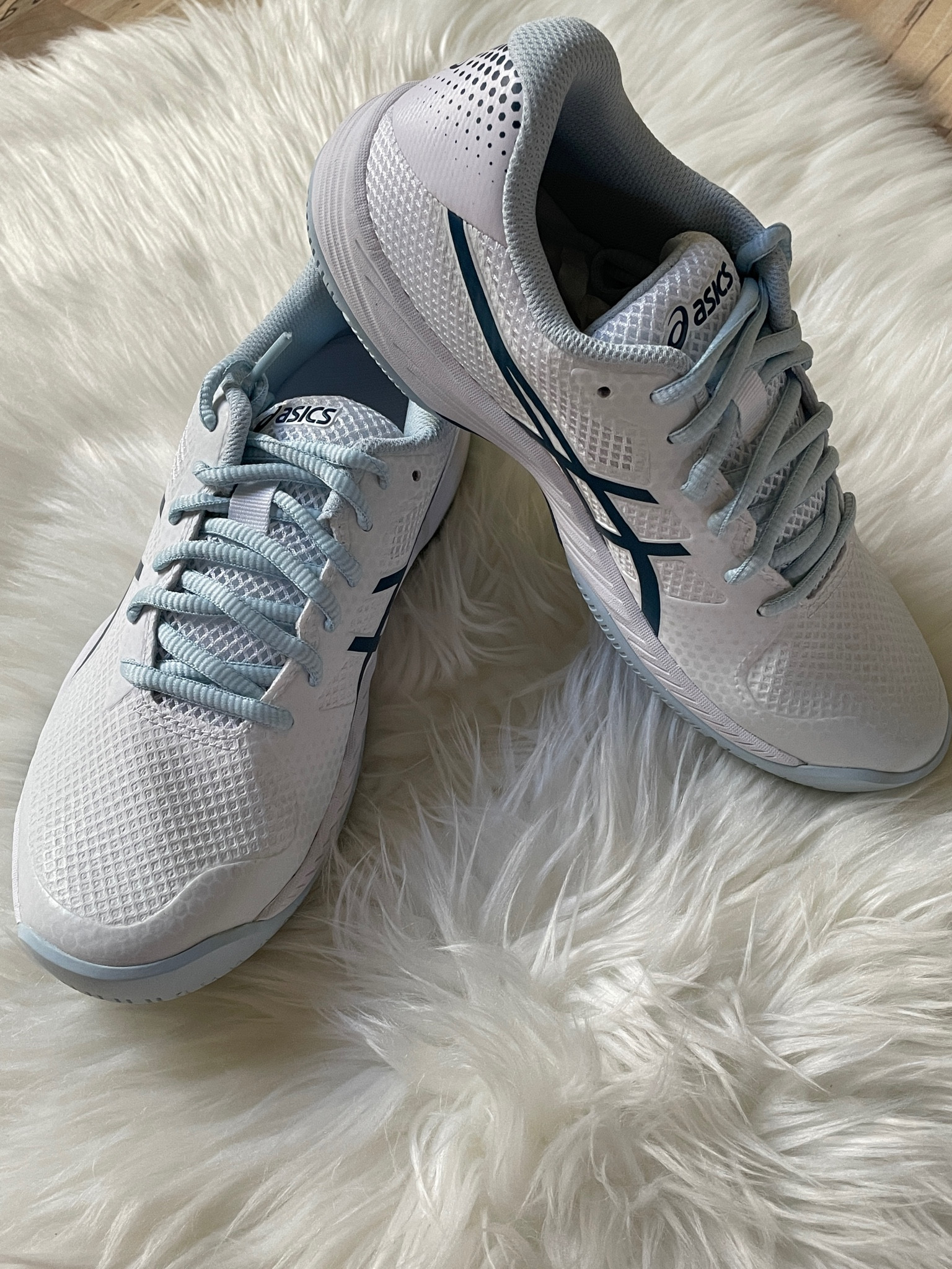 New pickleball shoes💙




pickleball, pickleball style, footwear, athletic shoes, sports, sportswear, womens shoes, sporty style, sporty chic, sneakers, shoe crush

#LTKStyleTip #LTKFitness #LTKActive