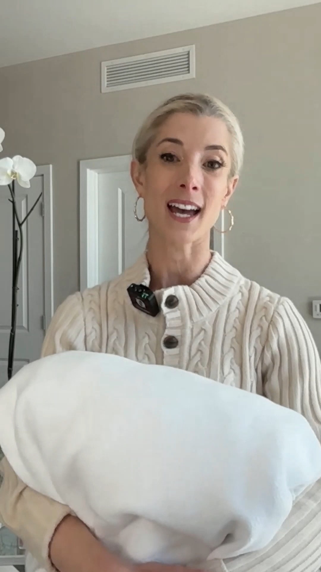 LTK home refresh for 2026! LTK Storytime turn the volume up to hear my review of this Amazon cotton blanket that has weight. LTK finds under 100 for a fresh new year  

#LTKHome #LTKstorytime #LTKFindsUnder100