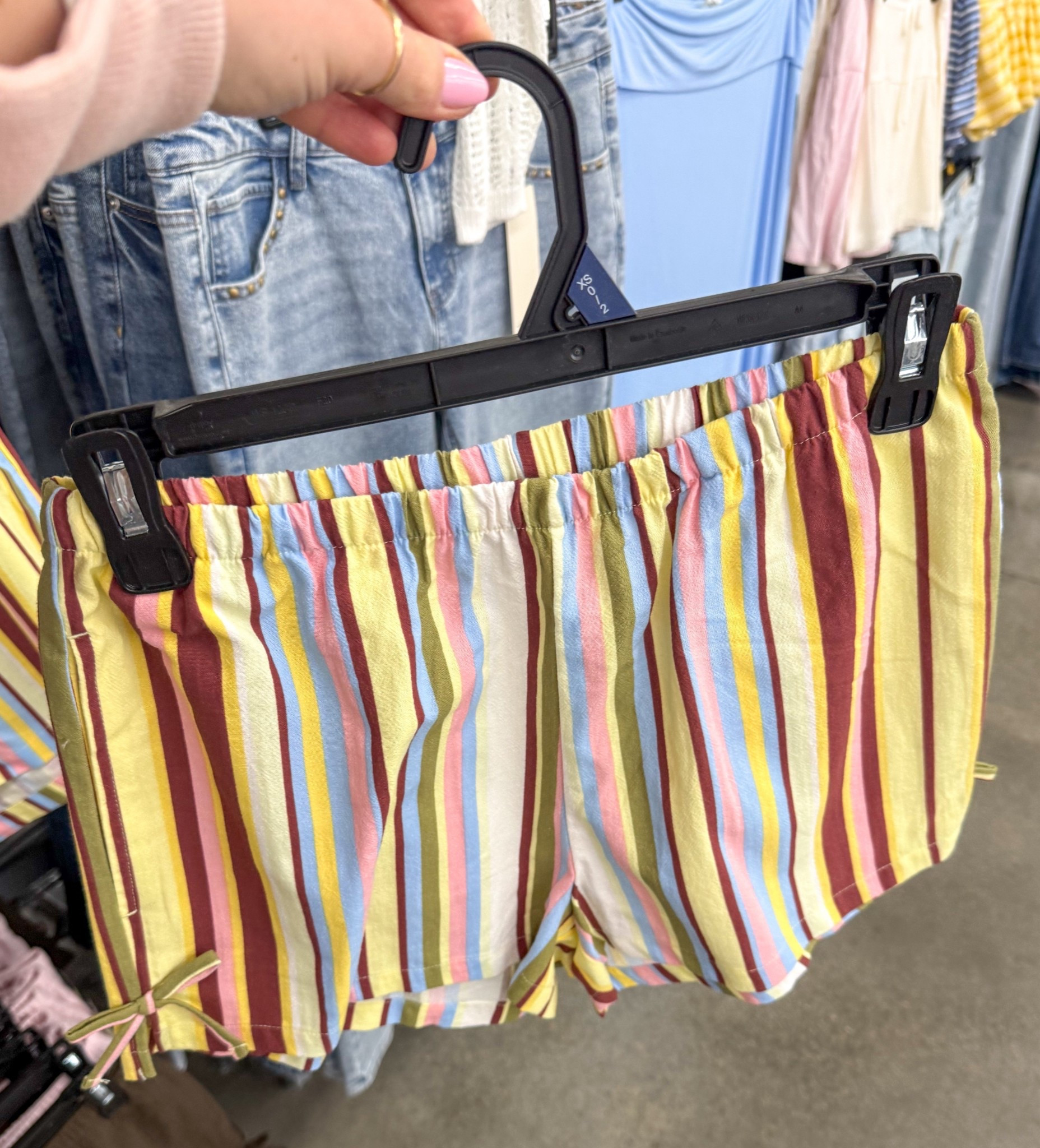 New $10 shorts  

#LTKgrwm #LTKMidsize #LTKootd