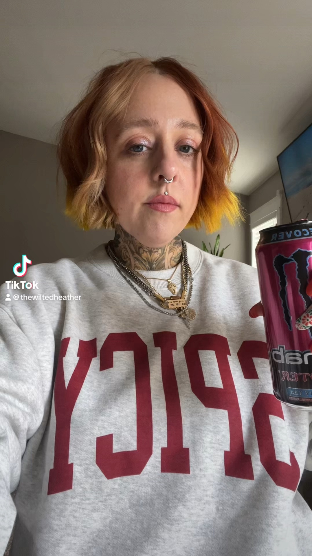 Fall vibes and finishing touches 🍁🍂🍄‍🟫

#LTKVideo #LTKShoeCrush #LTKMidsize