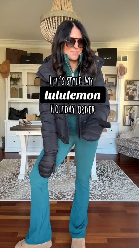 I'm so in love with all things winter at @lululemon🙌🏻 They are giving all the festive vibes and there are so many things perfect for gifting this season🎄This new Storm Teal color is so gorgeous and I’m loving these Wunder Puff Mittens and Wunder Puff Cropped Jacket👌🏼 This combo is the perfect casual winter outfit ❄️ Simply like this post and comment “Link” and I’ll send you all the details straight to your inbox to shop🙌🏻
#lululemoncreator #ad 


#LTKSeasonal #LTKGiftGuide #LTKstyletip
