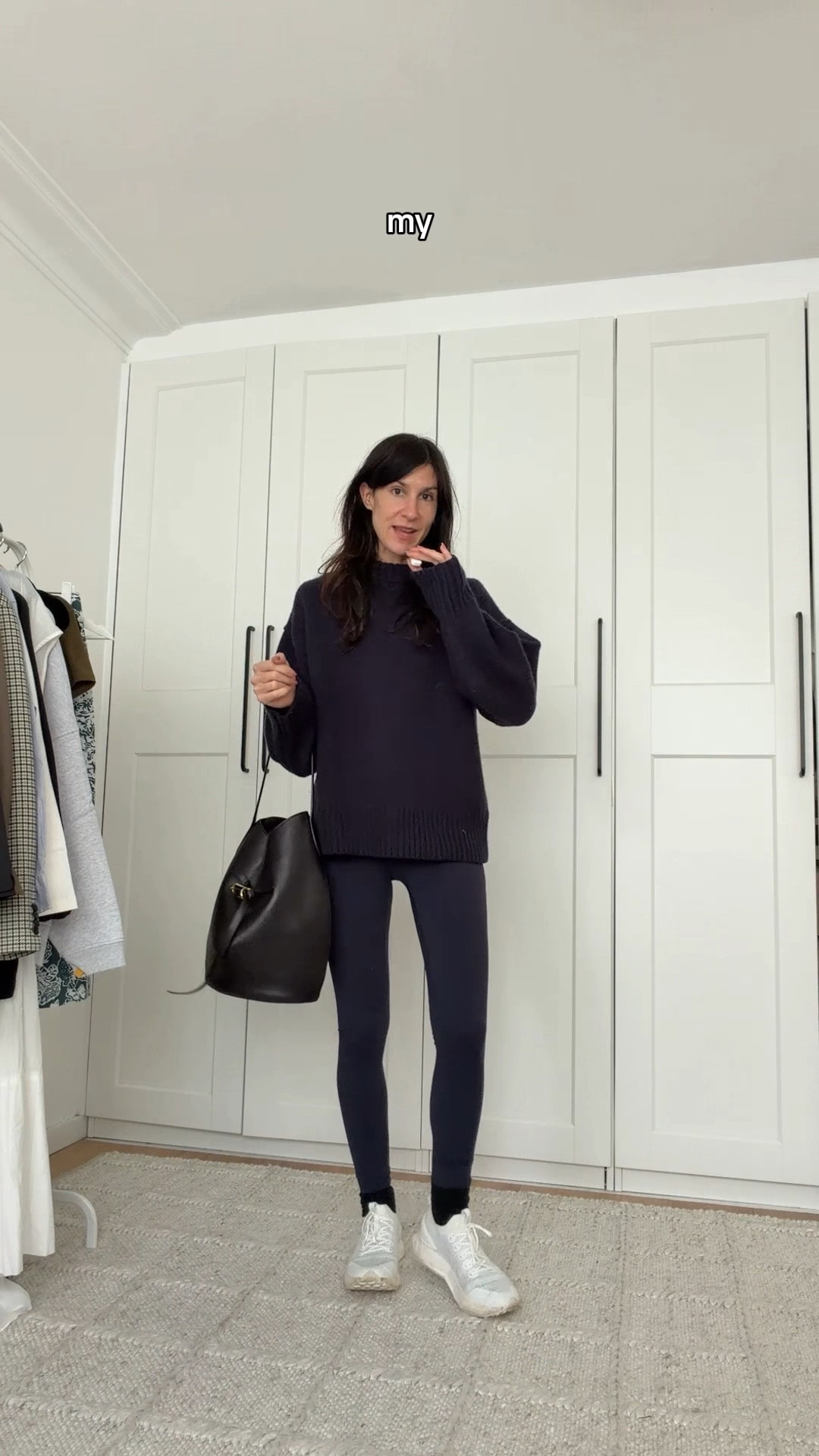 Mum style outfit for rugby! 

Wearing knit in size S and leggings in size S