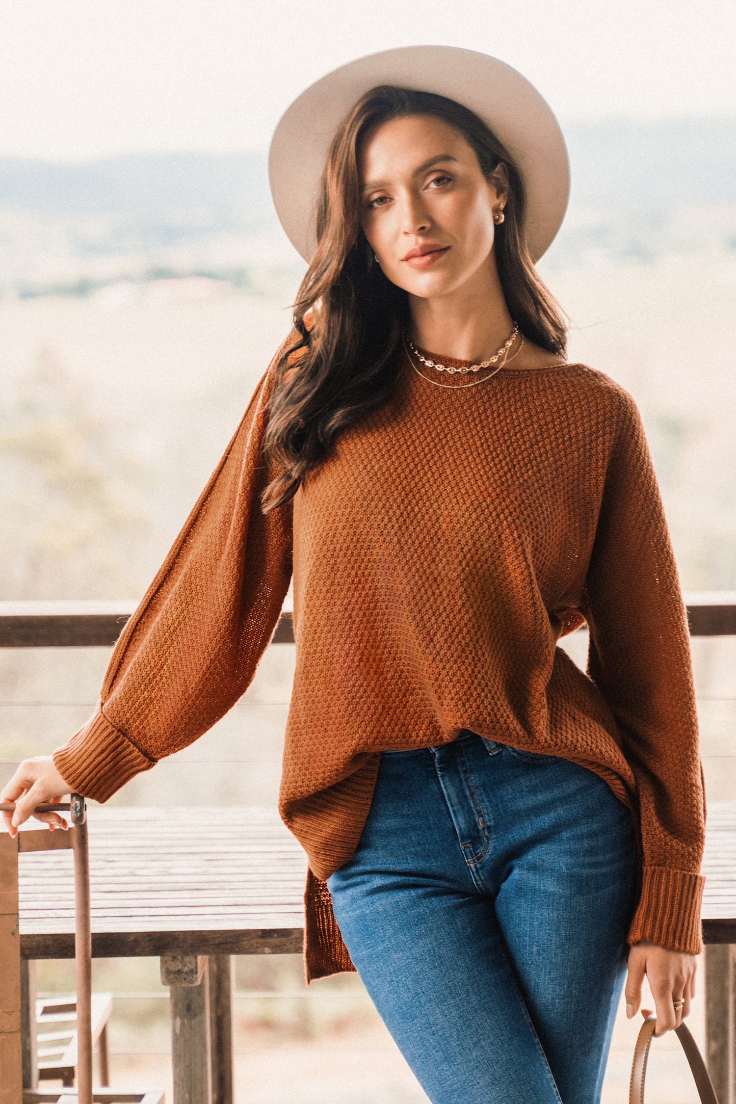 Neutral Split Hem Relaxed SweaterHOT | Cupshe US