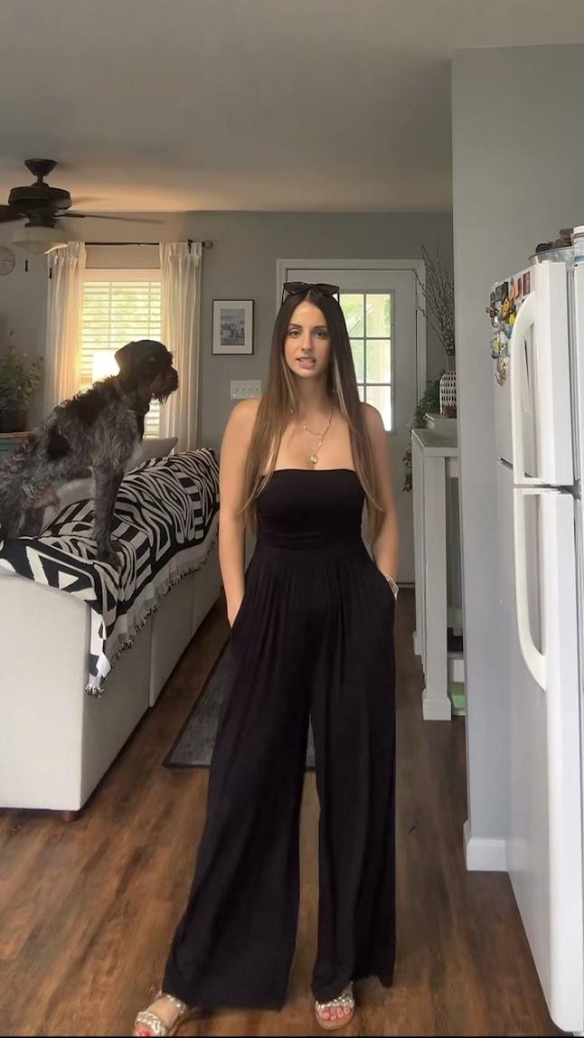The comfiest jumpsuit for when you want to look cute and casual! 

#LTKFindsUnder100 #LTKStyleTip