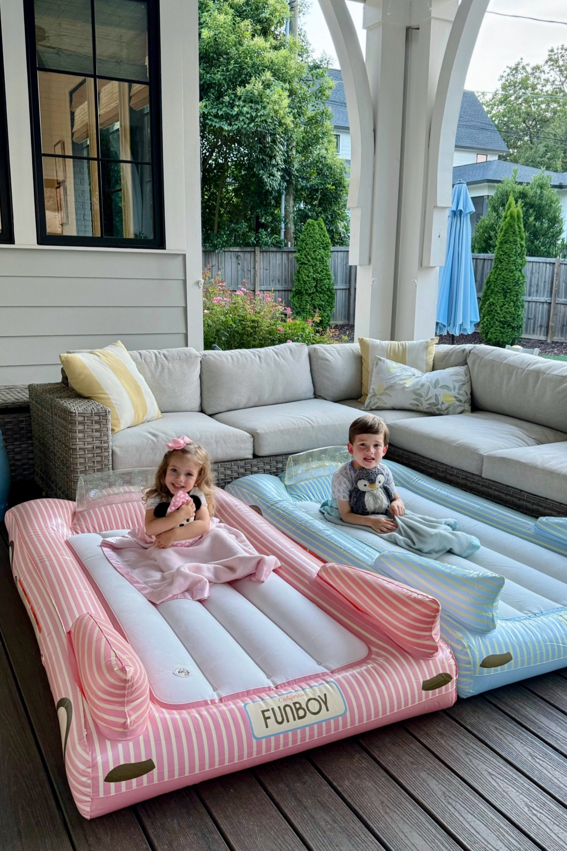 Outdoor movie nights with the coolest convertibles from @funboy! 🏎️📽️🍿 Their kids sleepover air mattresses come in fun designs that kids will love- perfect for travel, sleepovers or movie nights under the stars! ⭐️ #ad 

#LTKKids #LTKFamily