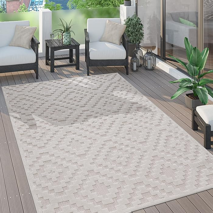 Paco Home Indoor Outdoor Rug with Textured Diamond Pattern in Cream, Size: 4' x 5'3" | Amazon (US)