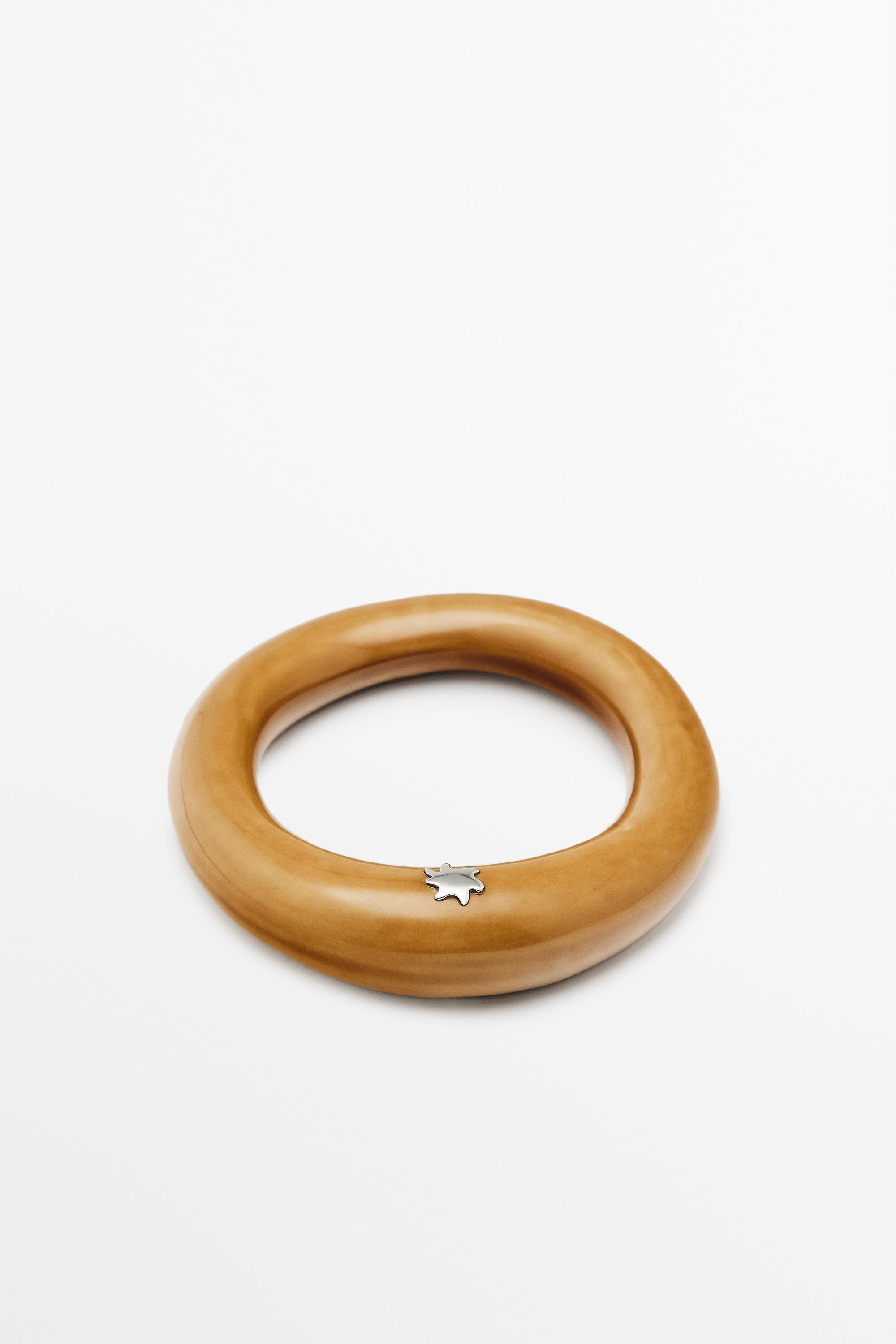 Ceramic tubular bracelet with star detail | Massimo Dutti US