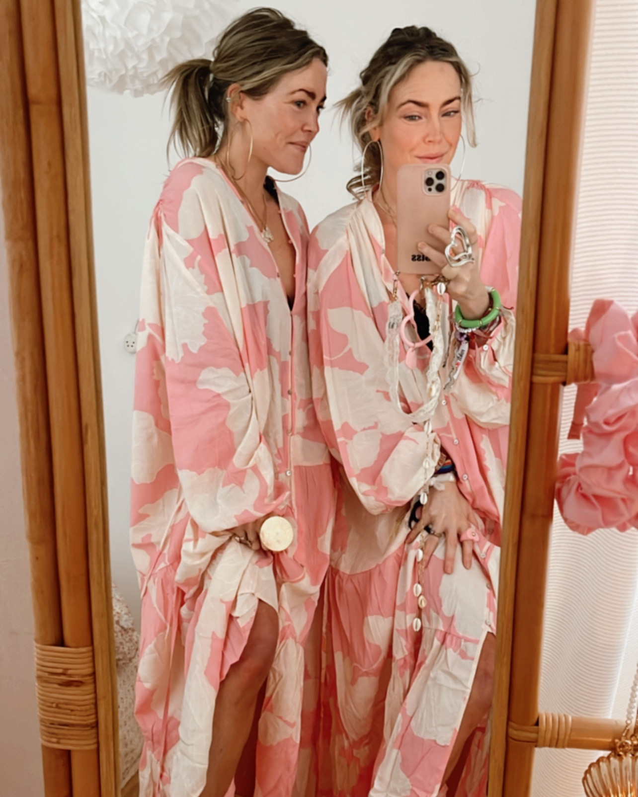 H&M New beautiful oversized printed dresses wearing size XL 💕💕
Added our asics and Nike sneakers to it for the more edgy look and feel we love xx 
Our phone accessories of our brand @prettypiecesbySiss you can shop online on: www.bySiss.com 🎀🎀
.
Twins, flower dress, h&m, h&m dress, oversized, pink dress 

#LTKstyletip #LTKSeasonal #LTKfindsunder50