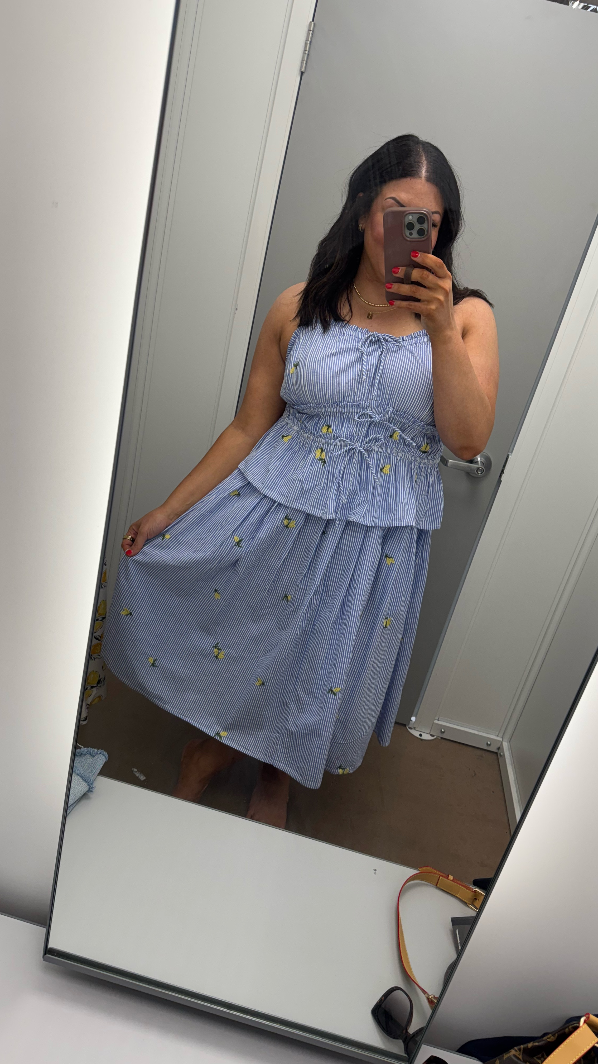 This little lemon set from Walmart is SO stinking cute!! I’m wearing a L skirt and an XL top but I probably could have done a L because it’s super stretchy! 

Spring fashion, spring style, matching set, midsize fashion, midsize style 


#LTKFindsUnder50 #LTKWatchNow #LTKMidsize