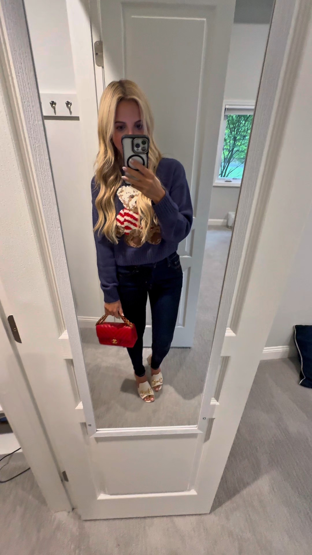 Loving this sweater and skinny jeans.   Both super reasonable and adorable.  
Wearing a 24 in jeans and xxs in sweater.   

#LTKFindsUnder50 #LTKSummerEdit #LTKParties