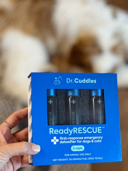 RachelRESCUE15 will get you 15% off on this safe and amazing emergency home aid kit for pets! It’s for dogs and cats. It works to help get rid of toxins from chocolate, grapes or whatever they may have eaten before it reaches their system with their carbon spheres. Just add to food or water! 💦 #ad #dogmoms #dogmom #petowners #giftideas

#LTKfindsunder100 #LTKhome