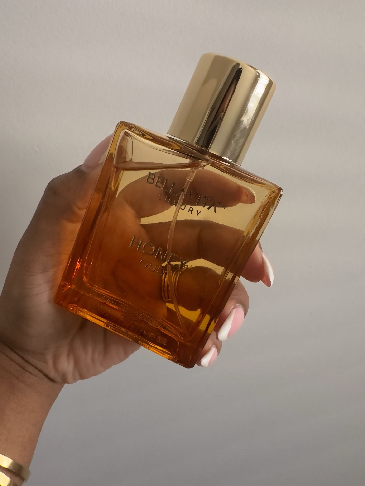 Bellavita Honey Oud is warm, sweet, and wrapped in elegance. A fragrance that feels like golden hour in a bottle—subtle, sultry, and unforgettable. Did I mention it’s $20!? Talking about a steal.

#LTKFindsUnder50 #LTKBeauty