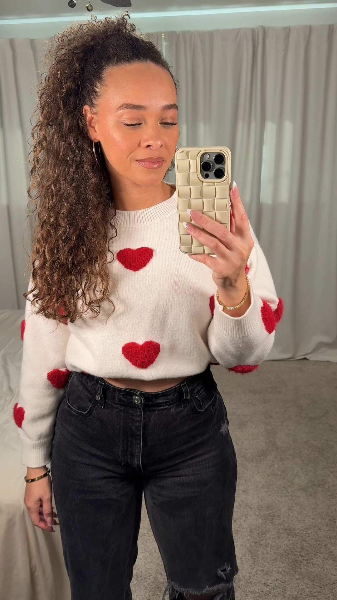 3 sweaters for. a casual Valentines Day vibe 🎀✨