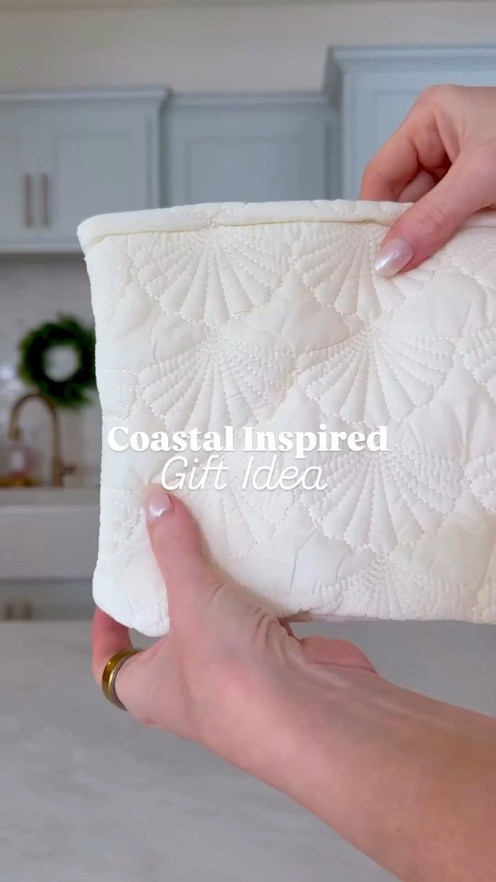 Coastal inspired gift idea from Amazon 🌊🐚

#coastalaesthetic #giftbasket #giftsforher #thesummeriturnedpretty #beachvibes

#LTKBeauty #LTKselfcare #LTKSeasonal