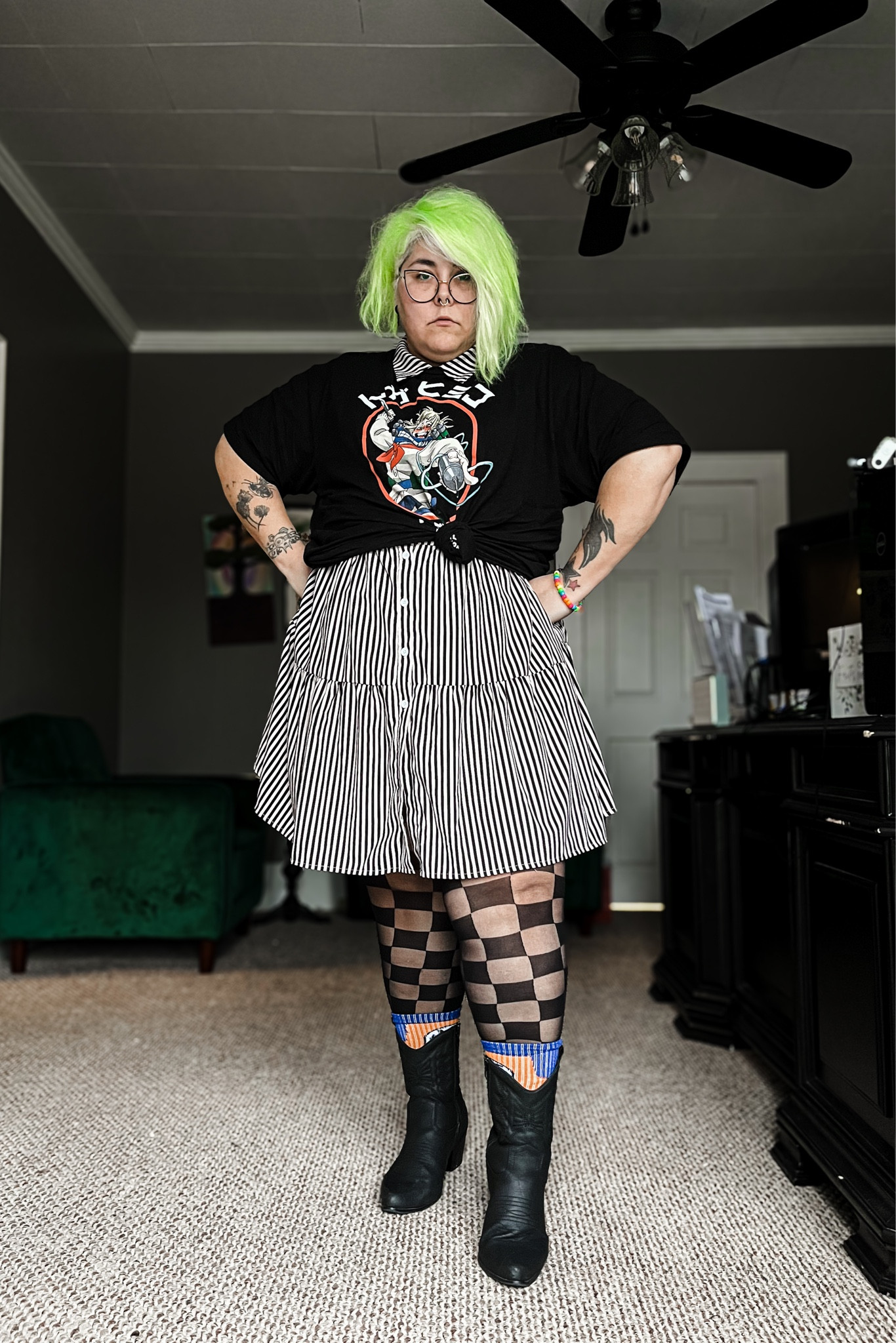 Shirt: Hot Topic
Dress: Shein
Tights: Snag Tights
Boots: Amazon

#LTKplussize #LTKstyletip #LTKmidsize