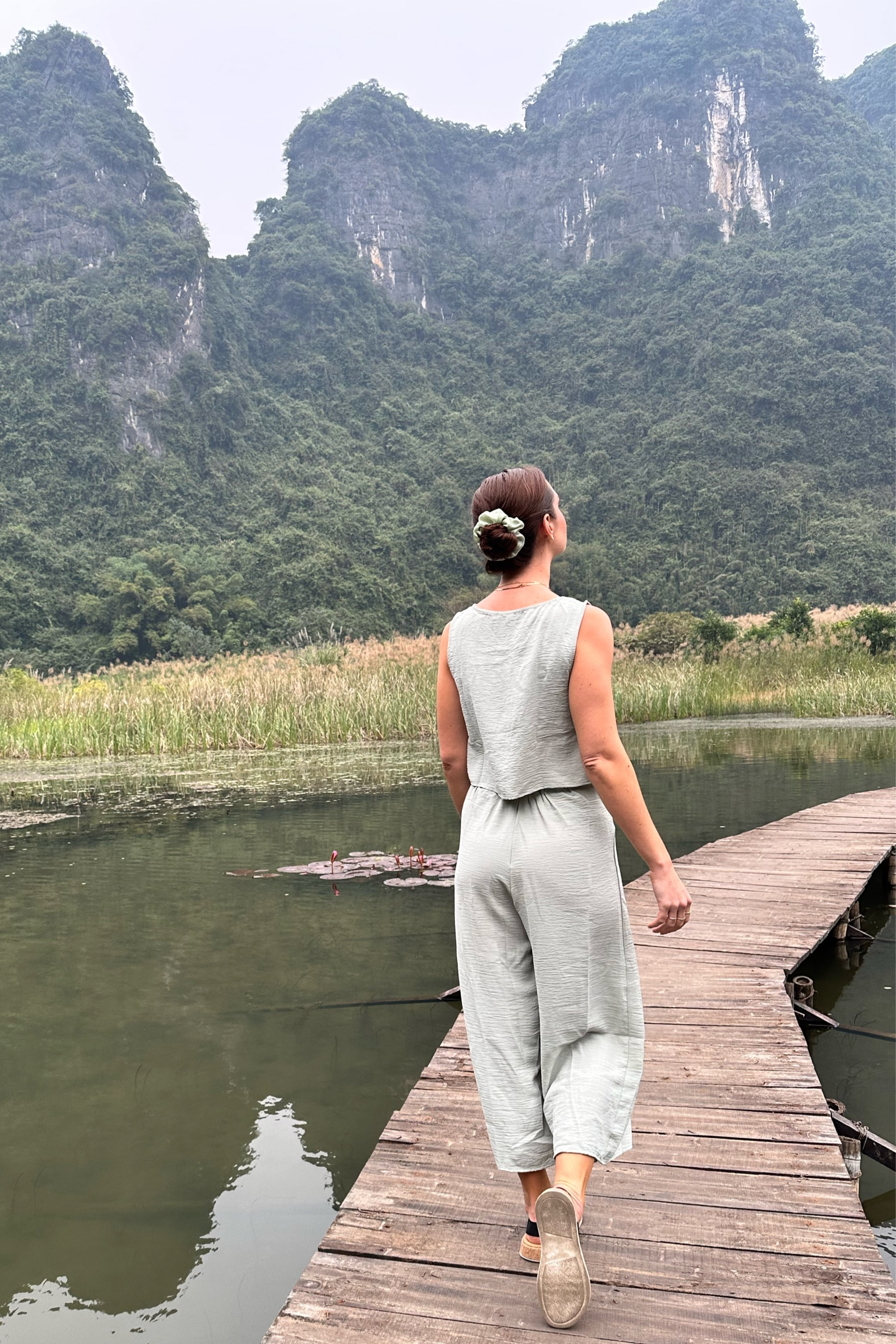 The perfect outfit to travel around in, I had a long day of traveling through Ninh Binh Vietnam in this outfit and it was so comfortable but also super cute! Perfect for layering for variable weather, high quality and won’t break the bank! #cuteonabudget #cheapfind #amazonfinds #cuteclothesforcheap

#LTKFind #LTKSale #LTKtravel