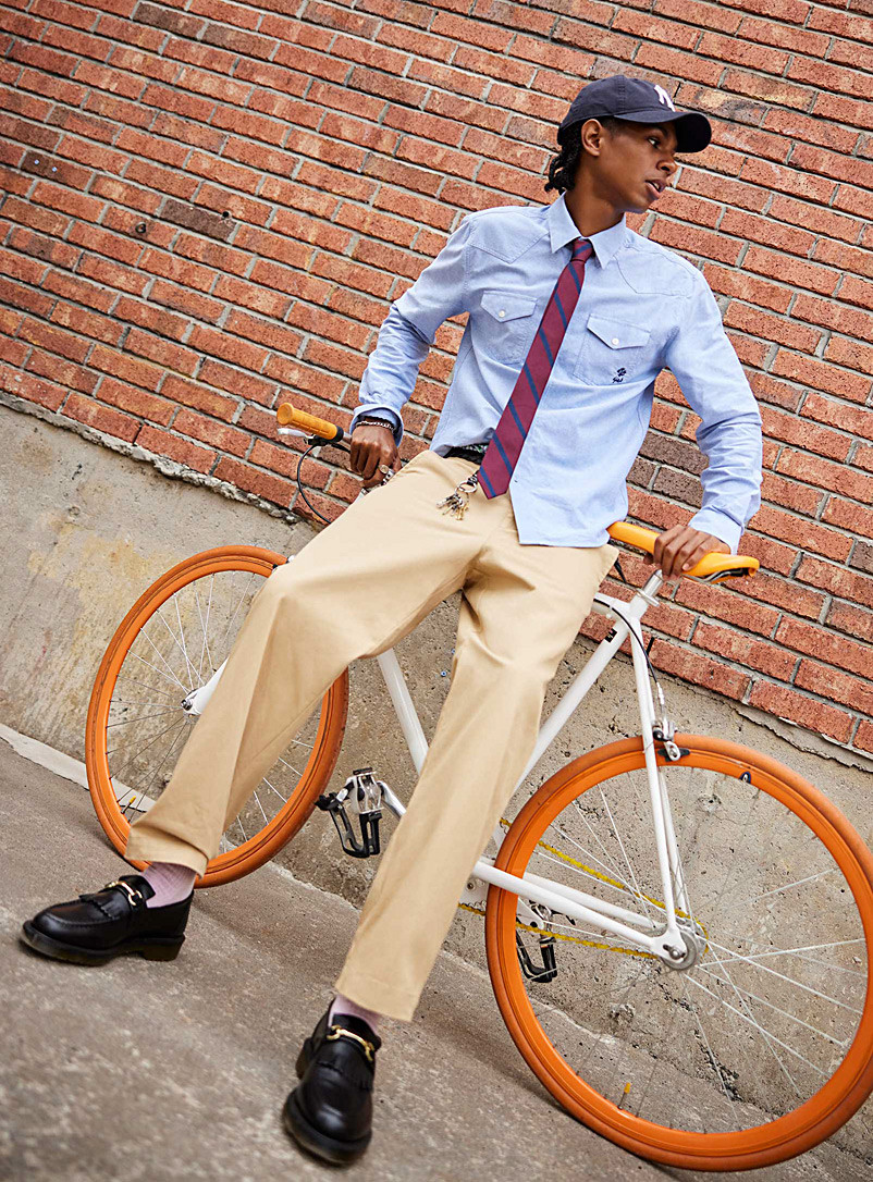 Recycled cotton chinosRelaxed fit | Simons