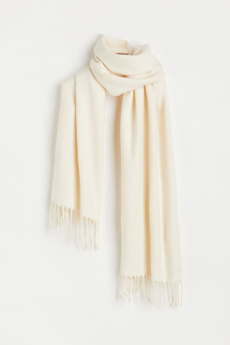 Woven scarf | H&M (UK, MY, IN, SG, PH, TW, HK)