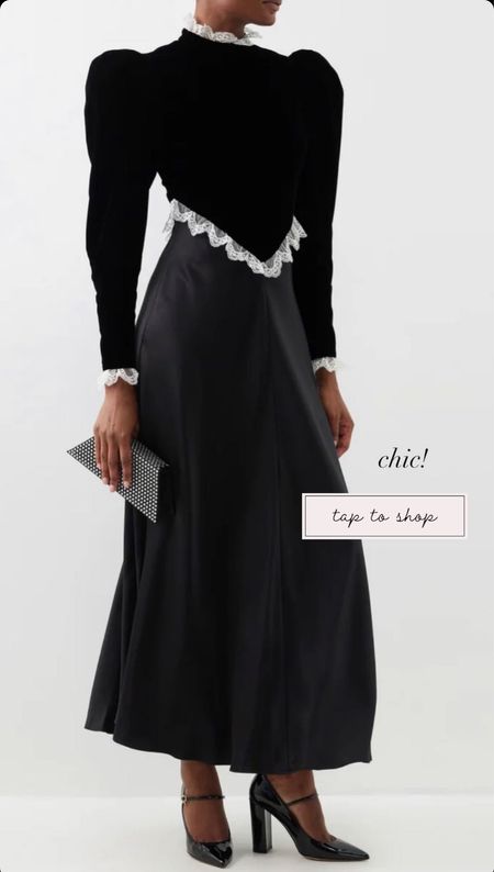 Chic black dress for fall 🖤

#LTKstyletip