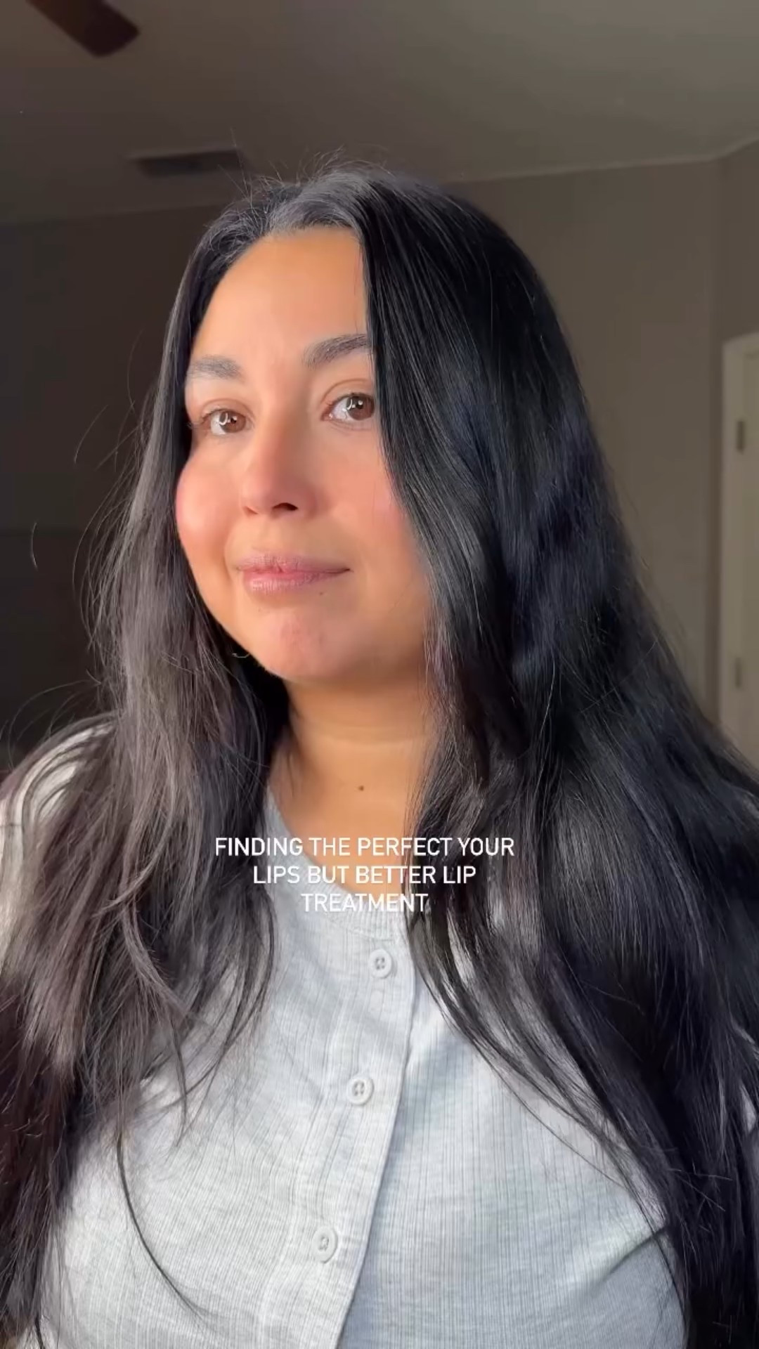 12 hour hydration + hint of color 🤌🏼
The @glowrecipe glass lip balms are some of my fave!! But their new shade “Fig Bingsoo” might just be my favorite shade ever! The perfect mlbb shade! A must for this time of year!

#glowrecipe#lipcare#liptreatment#tintedlipbalm#kbeauty#beautycommunity#beautyobsessed#cleanbeauty#mlbb#beautycreator#ugc#officialglowgangambassador#figbingsoo#lipbalm#glossylips