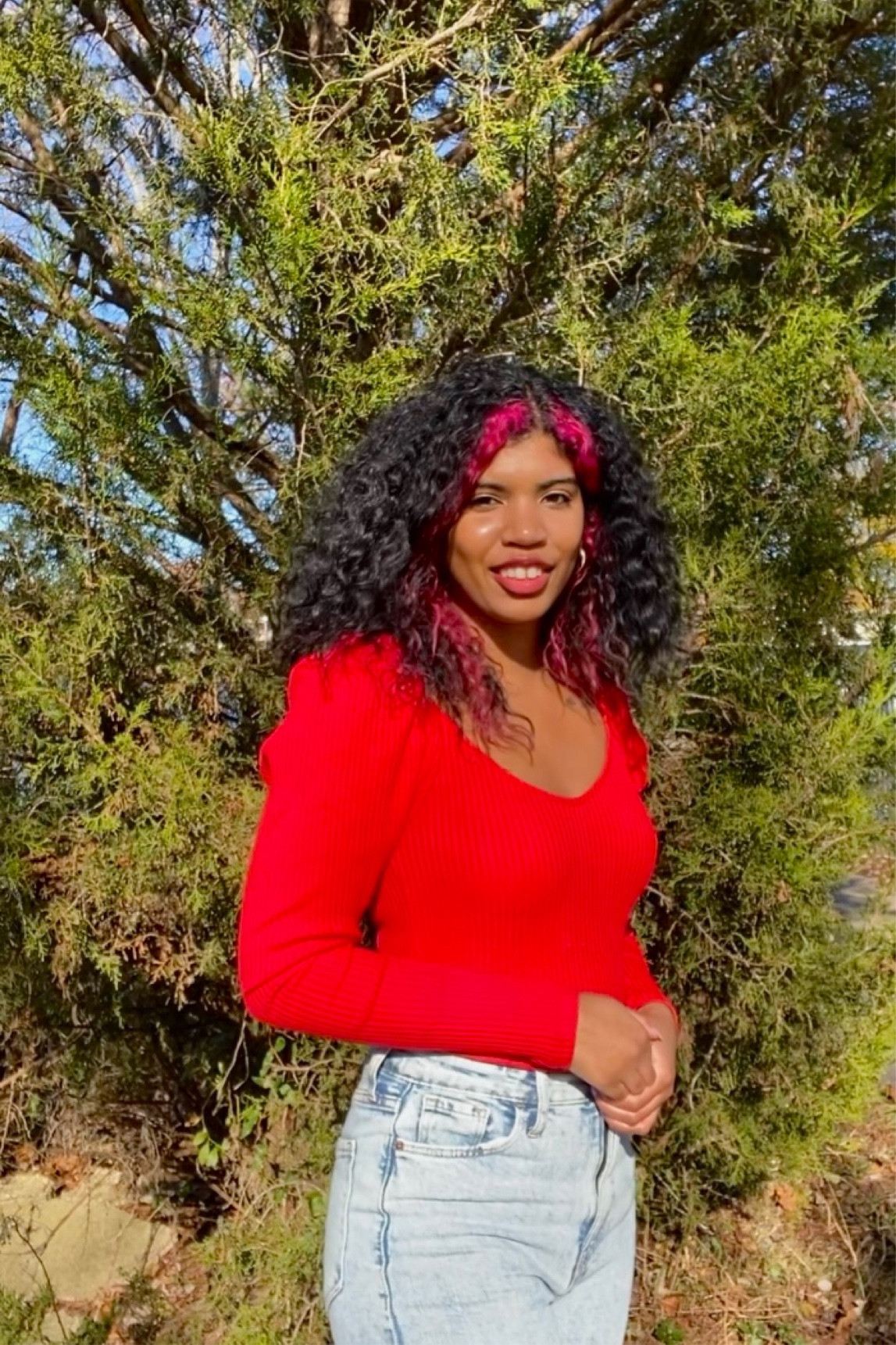 The perfect red top! 

#LTKfit #LTKunder50 #LTKHoliday