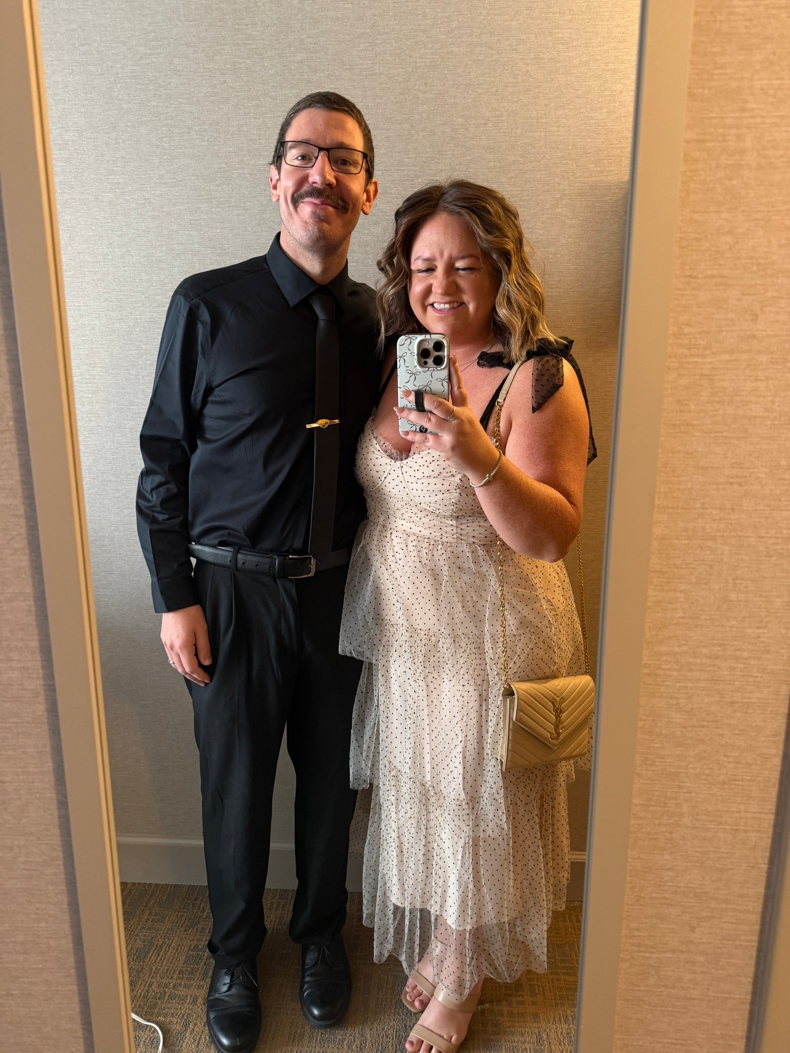 Wedding guest dress plus size mid size tiered tie dress sleeve vici collection dolce vita shapewear 

#LTKFindsUnder100 #LTKMidsize #LTKWedding