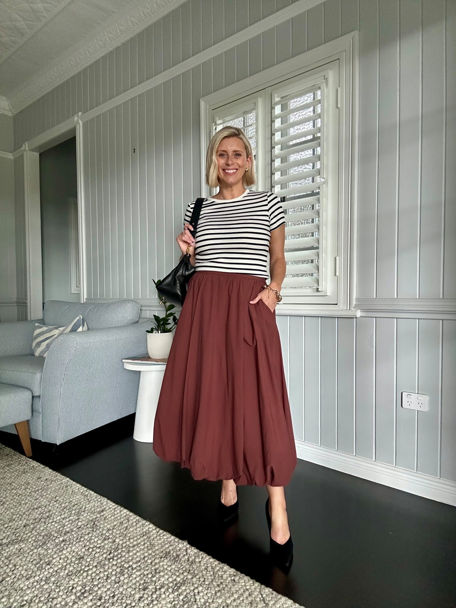 This longline bubble skirt is a great workwear piece for autumn. Here I’ve paired it with a striped ribbed fitted tee (I’ve found the tee but the don’t have the stripe online) so I’ve also found some similar striped tees. 

Skirt: 12 (I could fit a 10 as there’s elastic at the back)
Tee: Medium  

#LTKworkwear #LTKaustralia #LTKmidsize