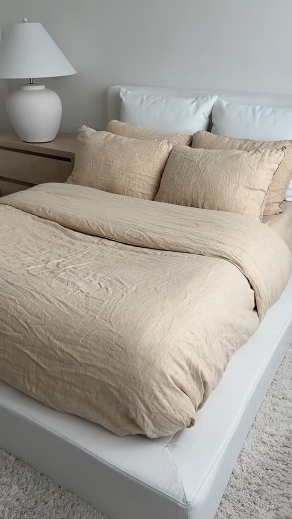 Fall bedding 🤎

#LTKHome