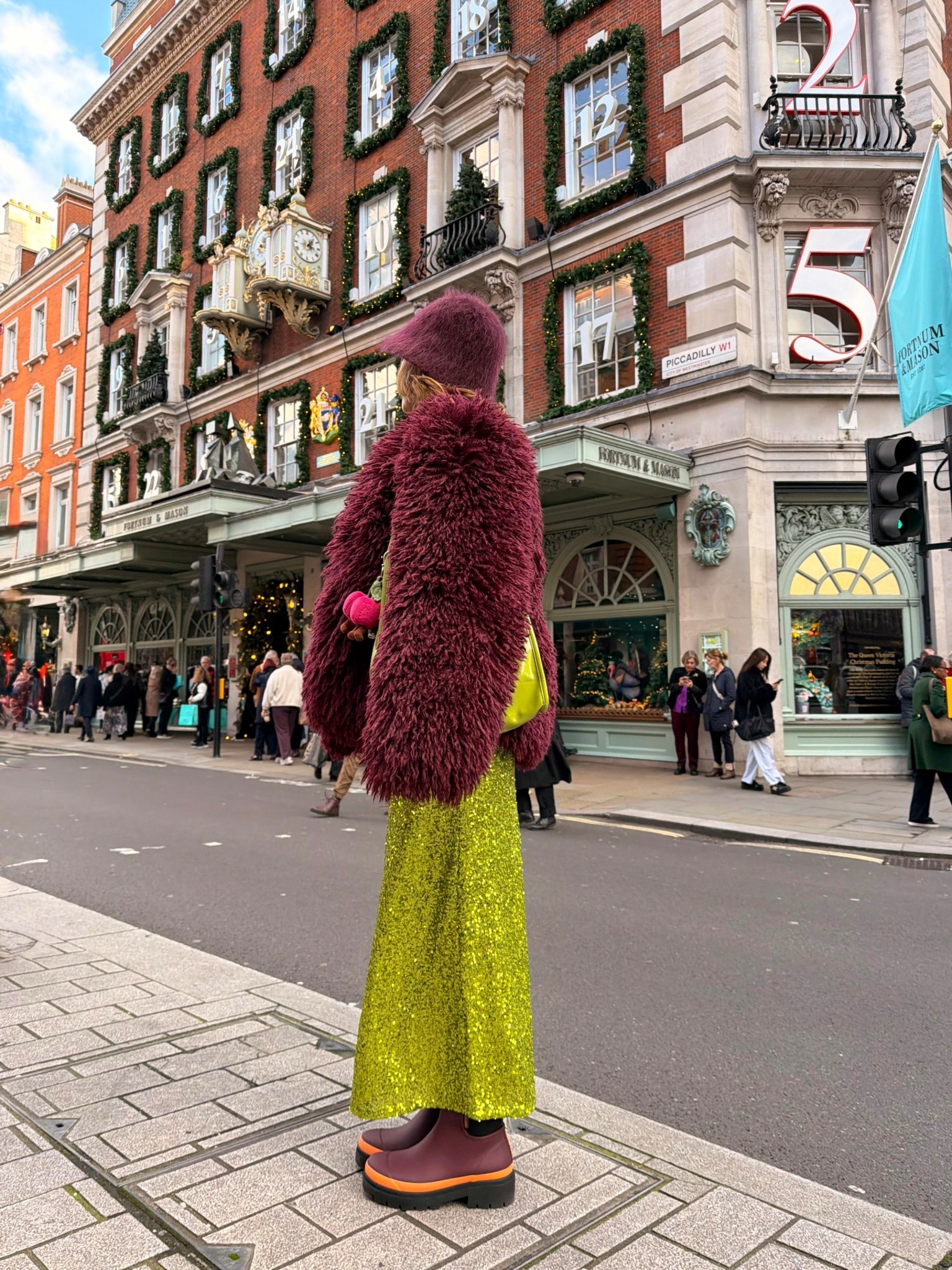 London feels like a Christmas postcard 🌲

#LTKfestive #LTKwinter #LTKuk