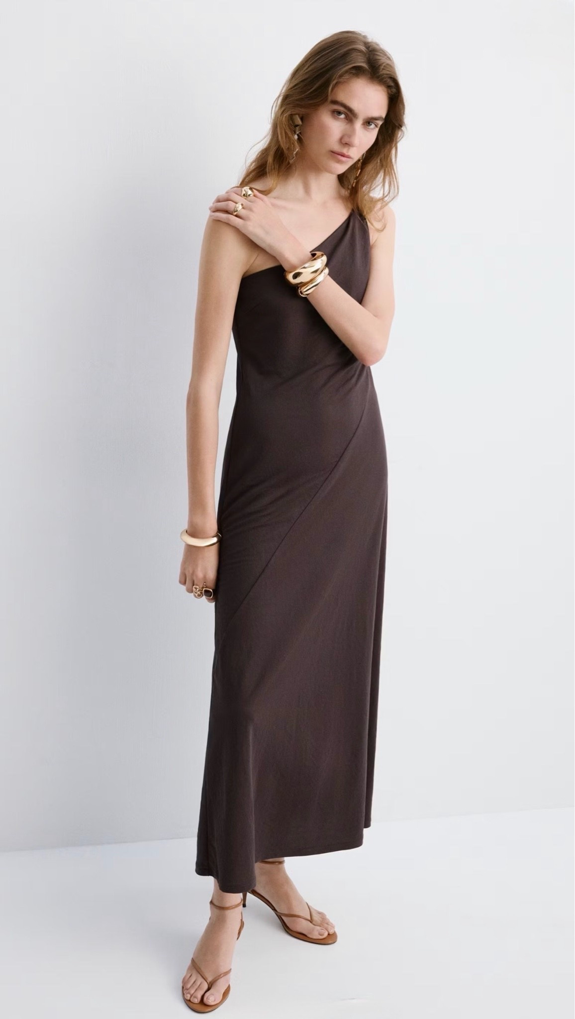 vacation outfits beach

ASYMMETRICAL DRESS WITH GATHERED STRAP

#summer #dress #asymmetrical #mango #vacation #outfit

#LTKSeasonal #LTKOver40 #LTKTravel