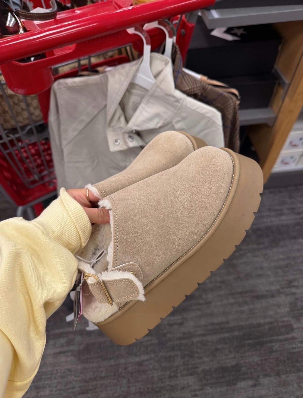 Save your money and grab these shoes for fall! 🤎

#LTKgrwm #LTKmomlife #LTKSeasonal