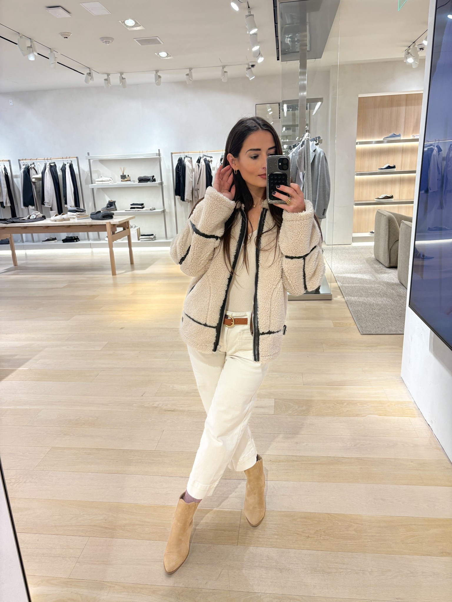 A neutral outfit I’ll be repeating all season 🤍🧸 Similar sherpa jacket + outfit details linked 

#LTKSeasonal #LTKdayinmylife #LTKootd