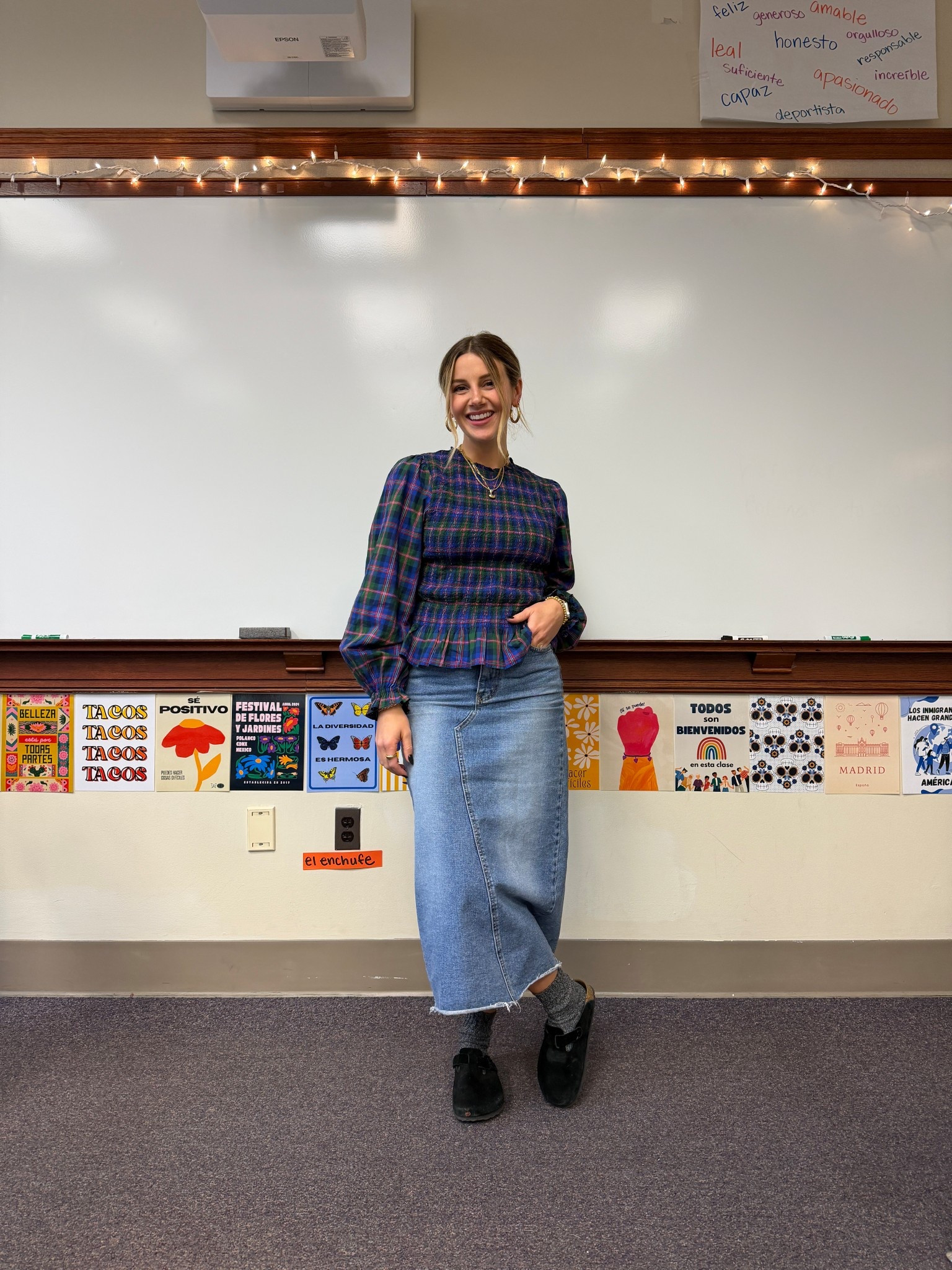 Teacher ootd ! 

Size small in the top 