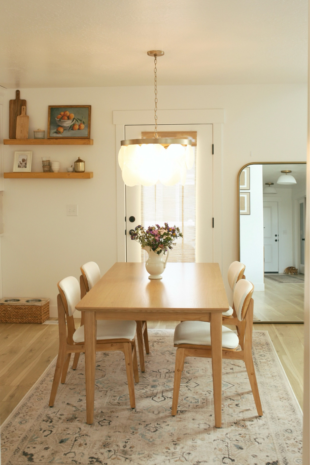 My spring home refresh with Levity Home 🌸🤍

#LTKhome #LTKFind #LTKSeasonal