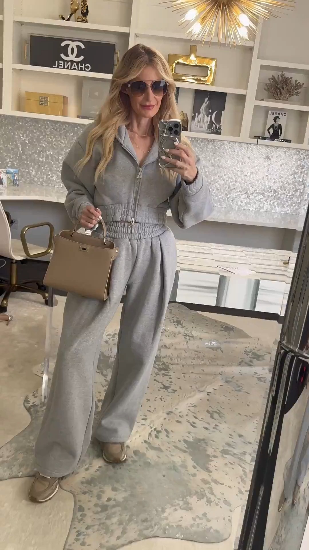 Comfy + cozy vibes all day ✨✨✨Loving this gray loungewear set — zip-up hoodie + wide-leg joggers = ultimate relaxation. Both in XS and fit perfectly! Perfect for lounging, running errands, or coffee at home.  

 

#LTKdayinmylife #LTKootd #LTKOver40