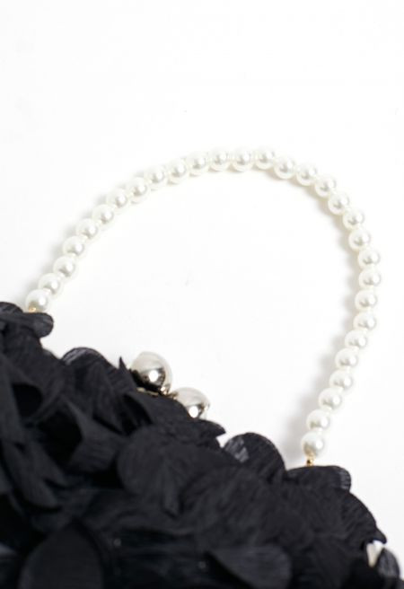 Bloom-Inspired Pearl Chain Handbag in Black | Chicwish