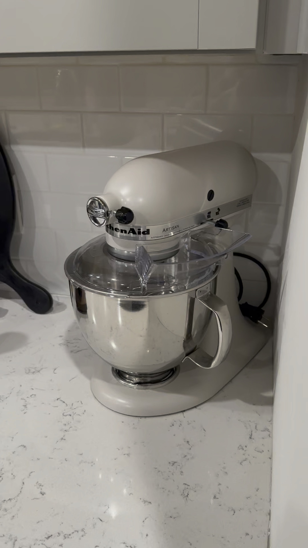 Cyber Monday | Crate & Barrel Kitchen Aid Mixer in Matte Milkshake

#LTKCyberWeek #LTKhome #LTKGiftGuide