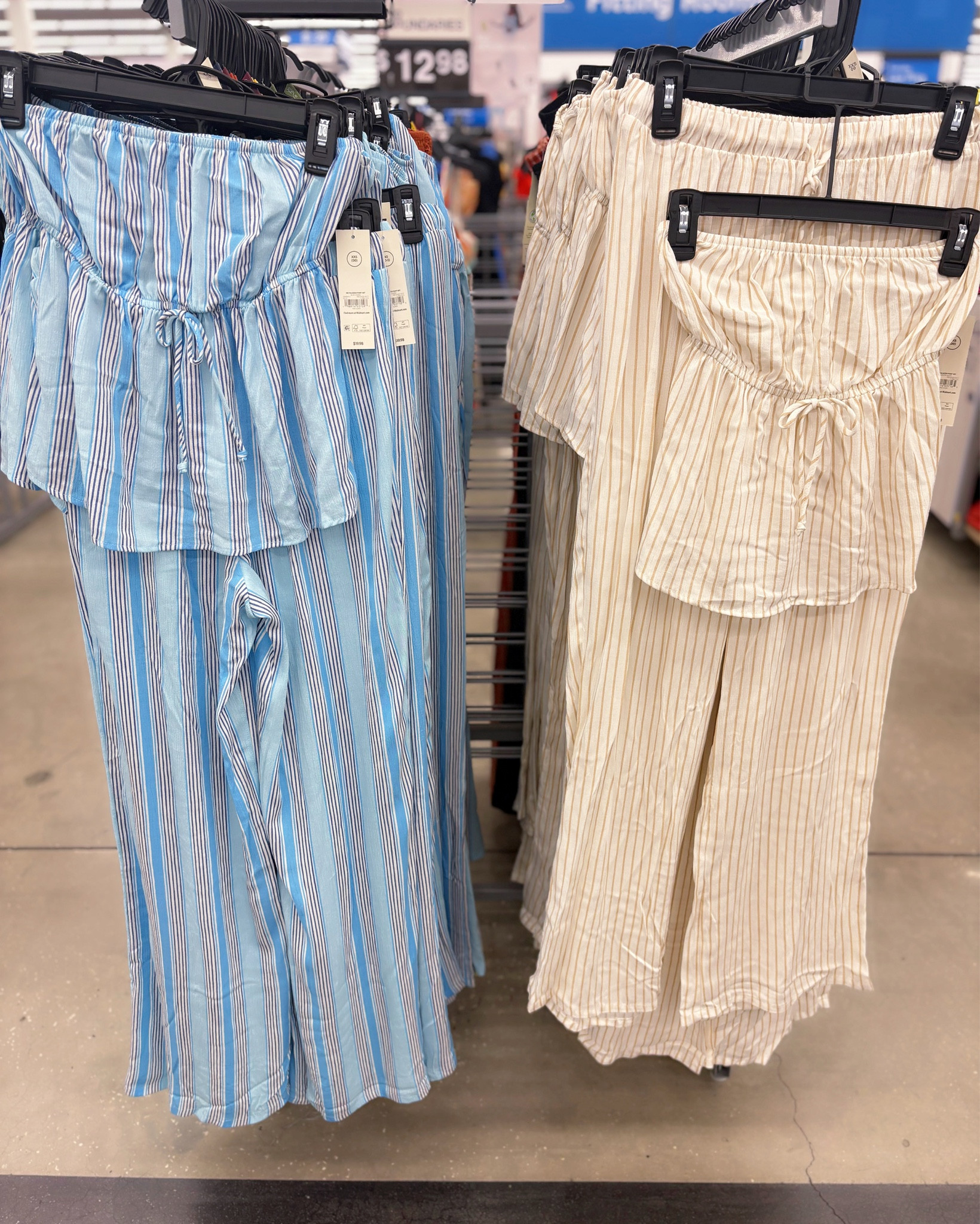 No Boundaries Tube Top and Palazzo Pants Set, 2-Piece, Women's

#walmart #top #pants #walmartfinds #womensstylen#womensfashion 

#LTKStyleTip #LTKFindsUnder50 #LTKSeasonal
