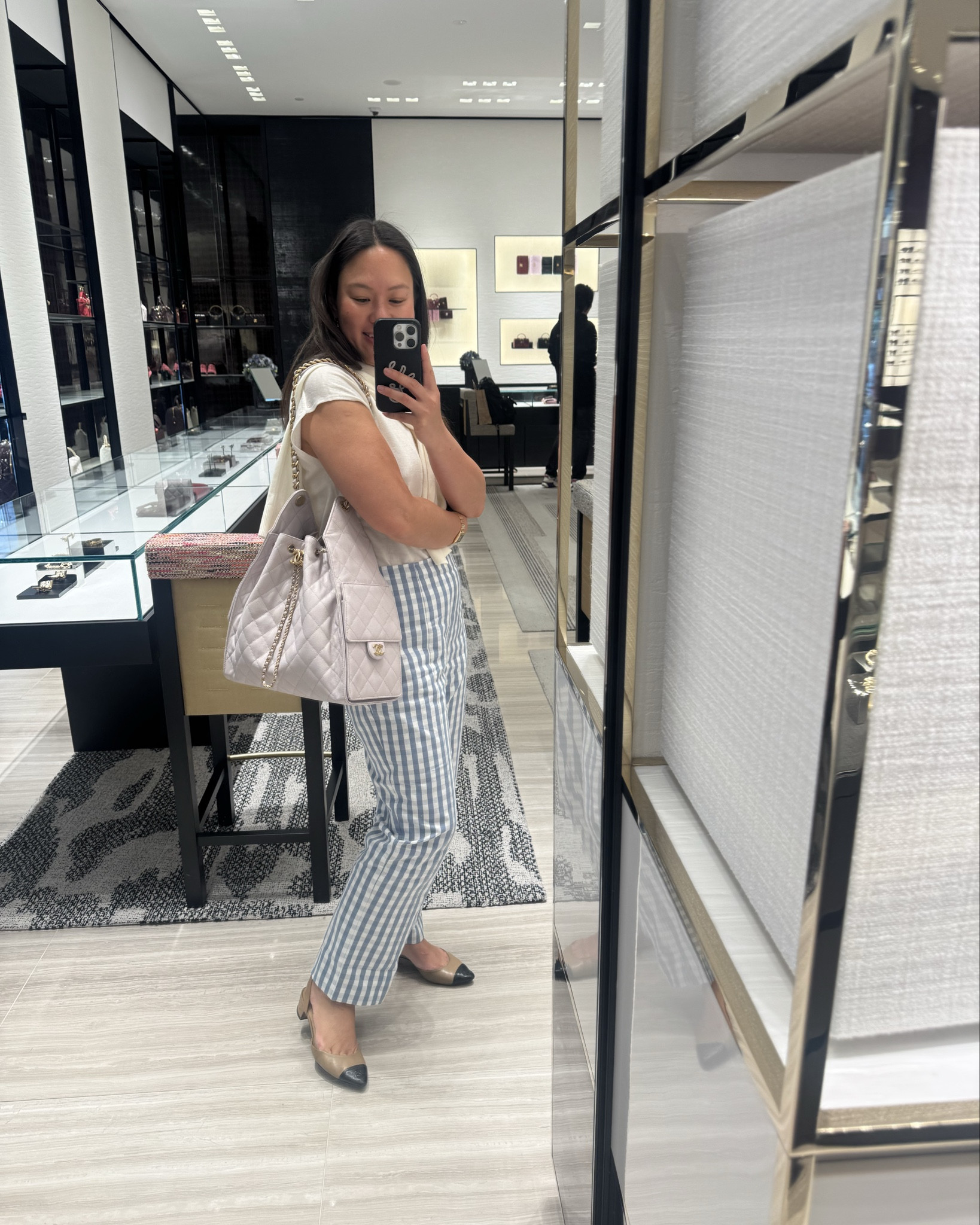 I desperately need this bag to go with the pants 

#LTKaustralia