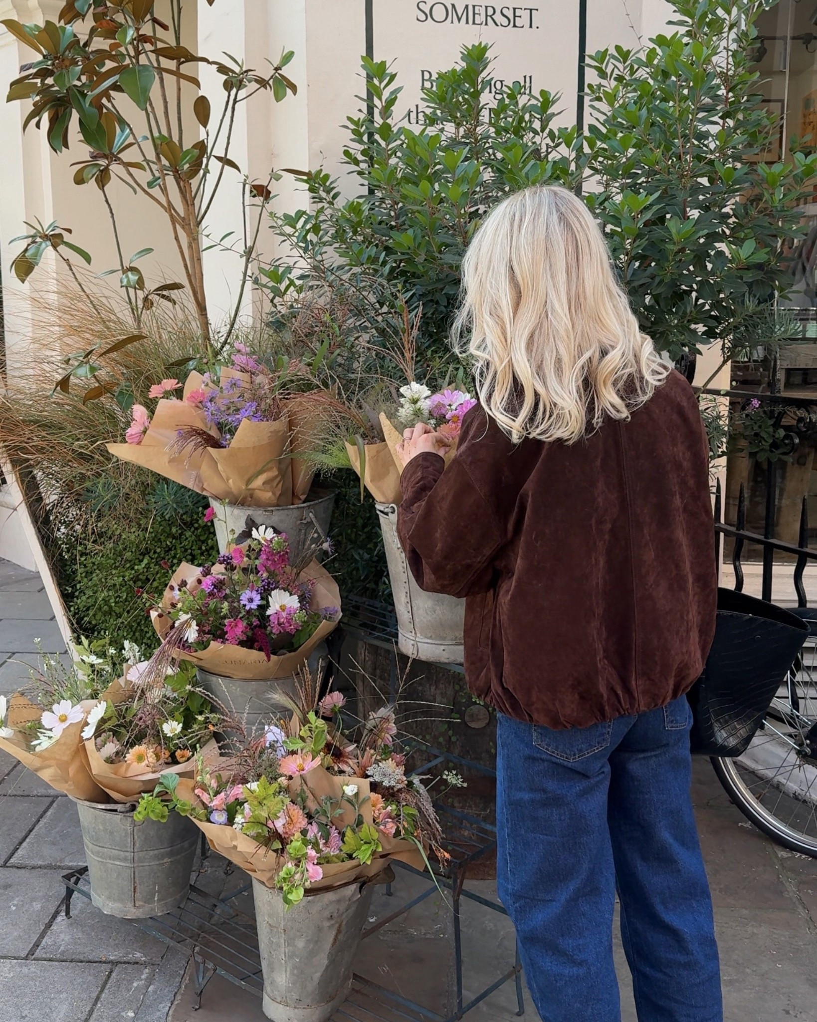 Autumn outfit of the day

Zara new in / suede bomber jacket / Abercrombie jeans 

#LTKautumn