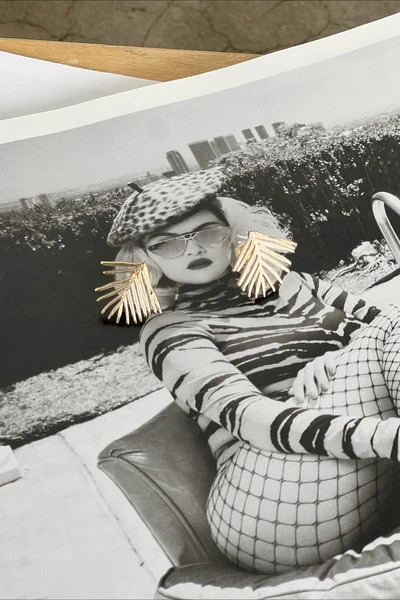 Breezy Vibe Earrings | Vestique