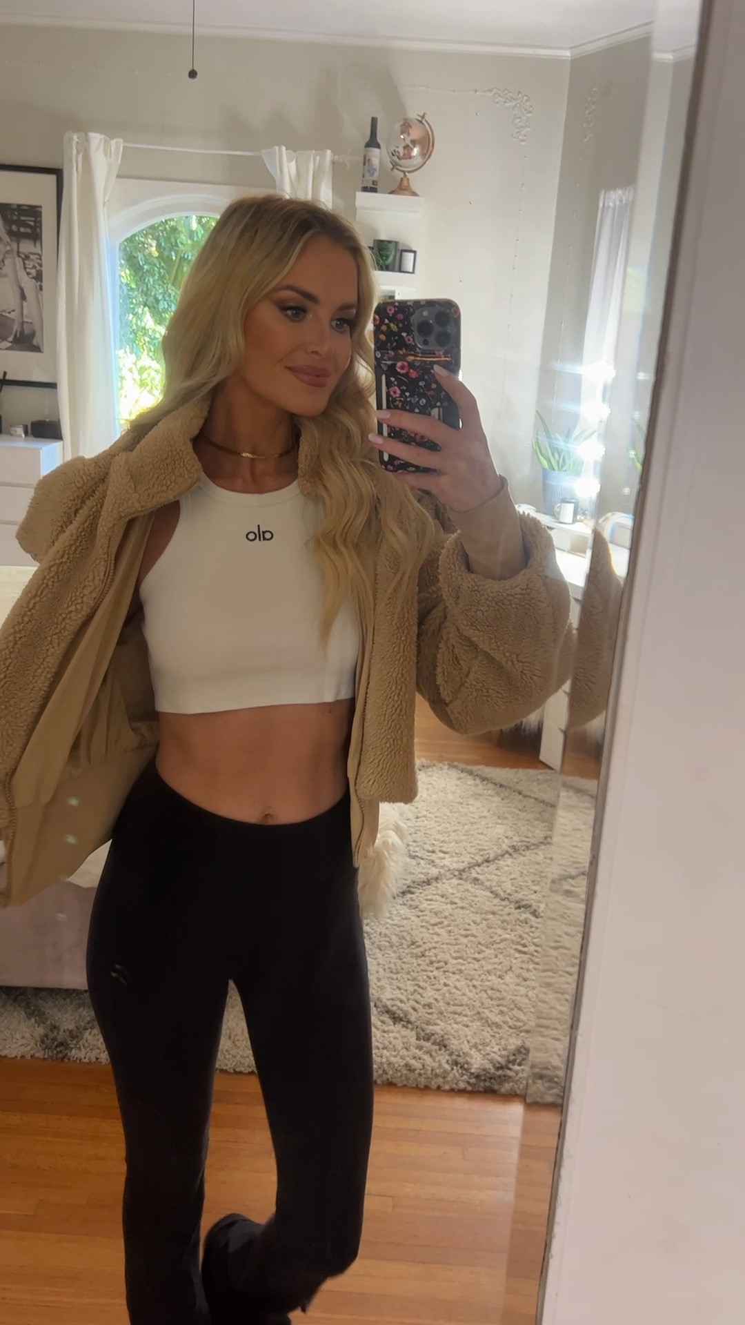 My favorite Alo Yoga active wear and fitness workout wear, also great outfits for traveling 

#LTKtravel #LTKfitness #LTKVideo