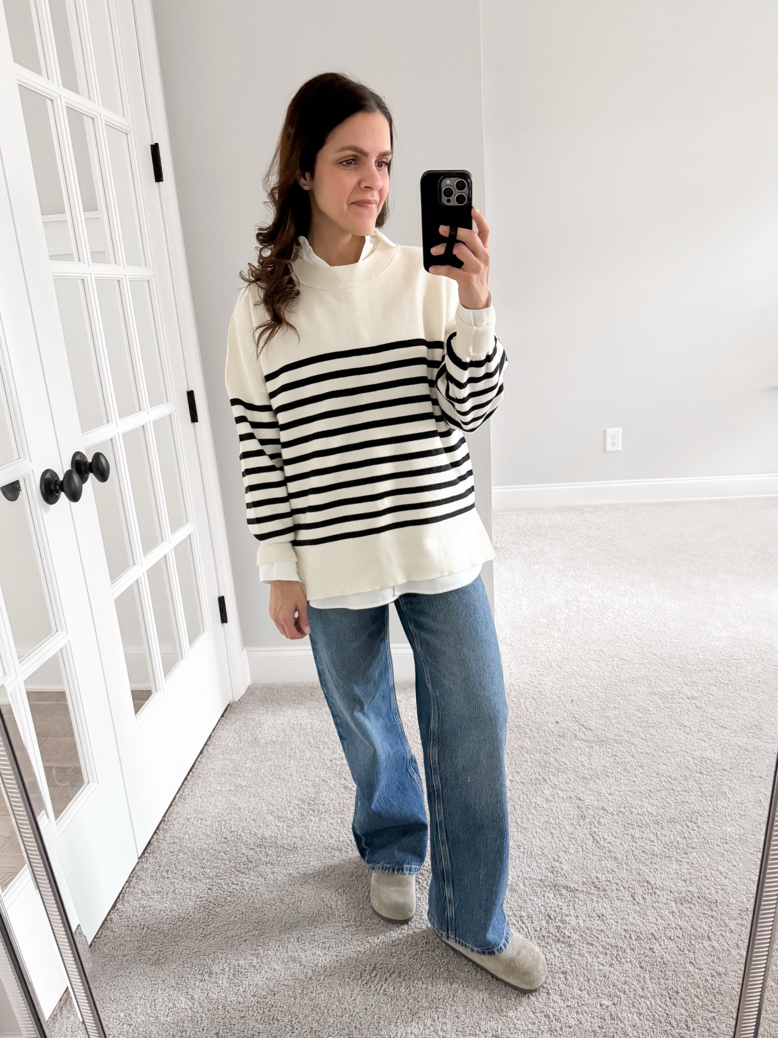 Winter outfit no fail combo: Striped sweater + denim 

Amazon sweater - S
Sézane max shirt - oversized fit
Denim - tts 
Birkenstocks 

#outfitcombo #winterstyle #classicstyle #ootd #casualstyle 


#LTKStyleTip