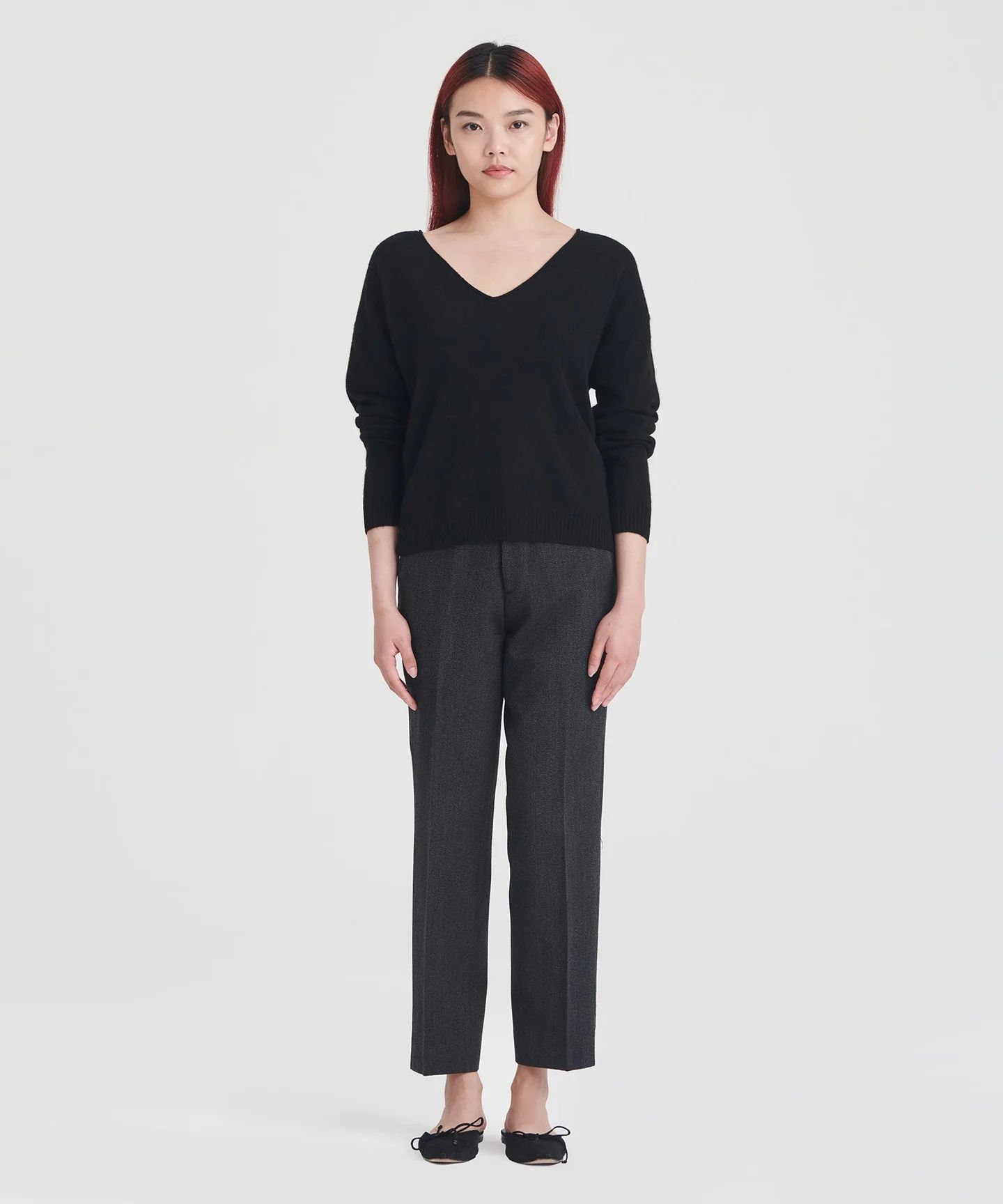 Lightweight Cashmere V-Neck Sweater | NAADAM