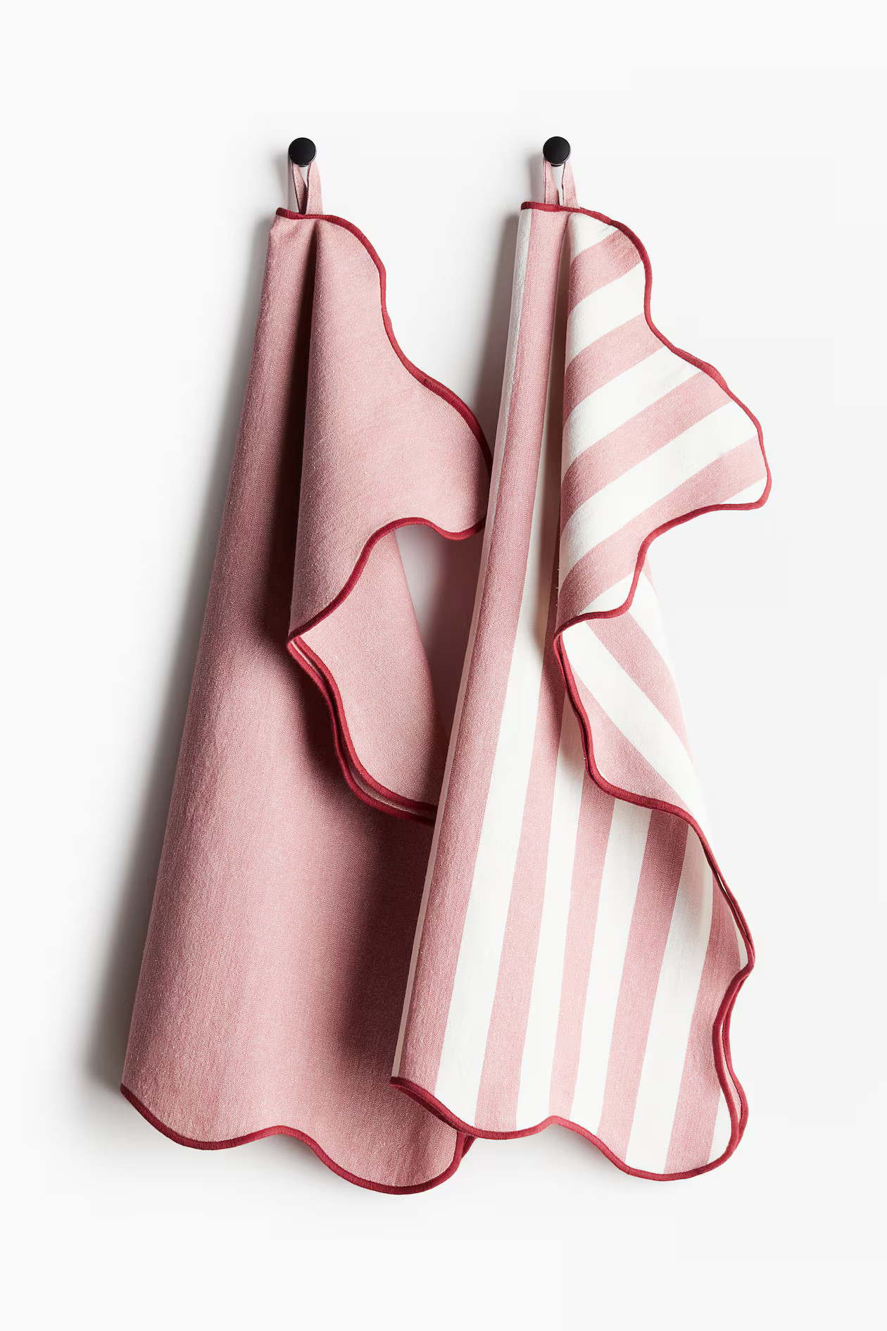 2-pack Scalloped-edge Tea Towels | H&M (US + CA)