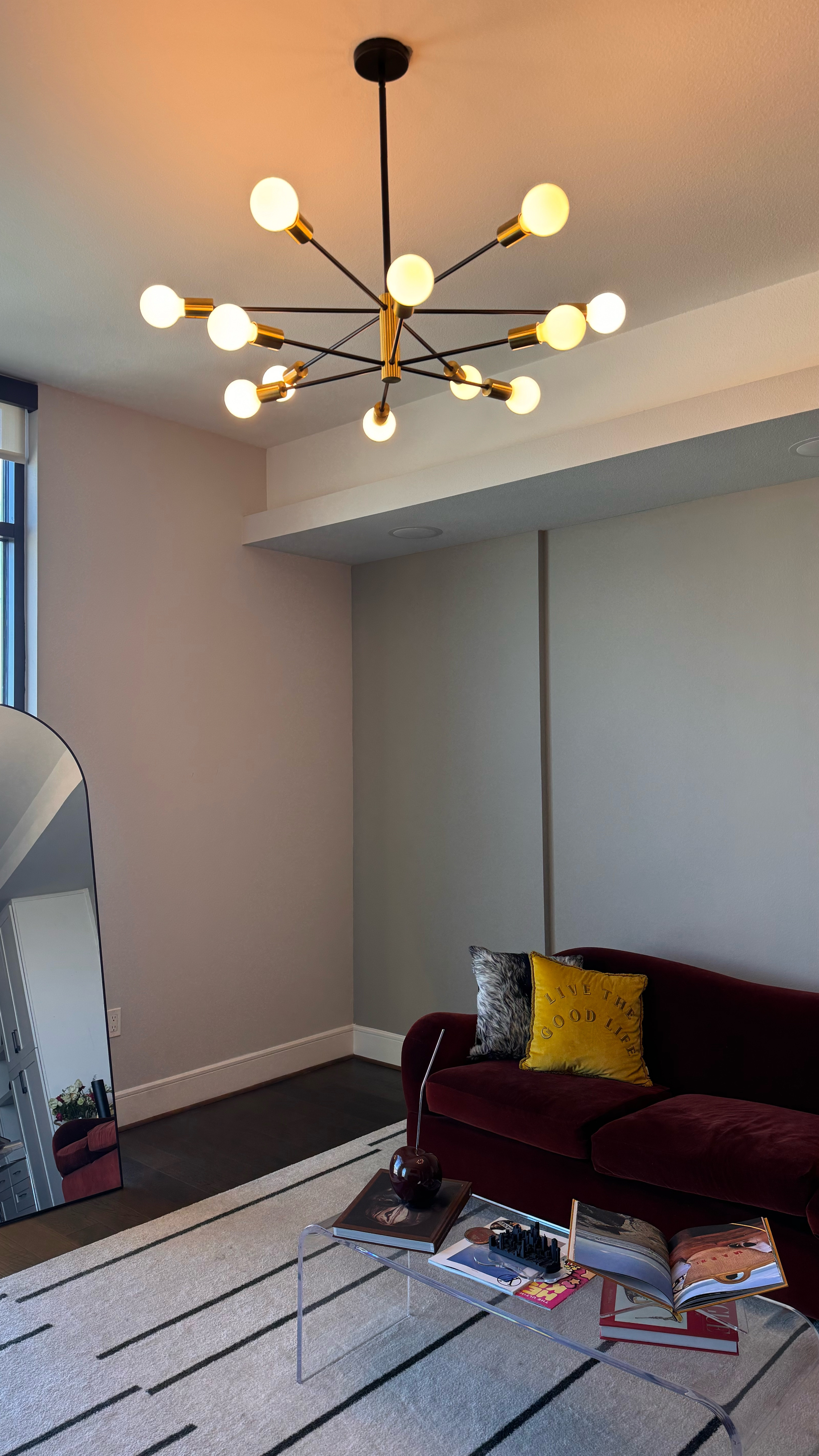 Light fixture from Wayfair - super cute & modern 🖤