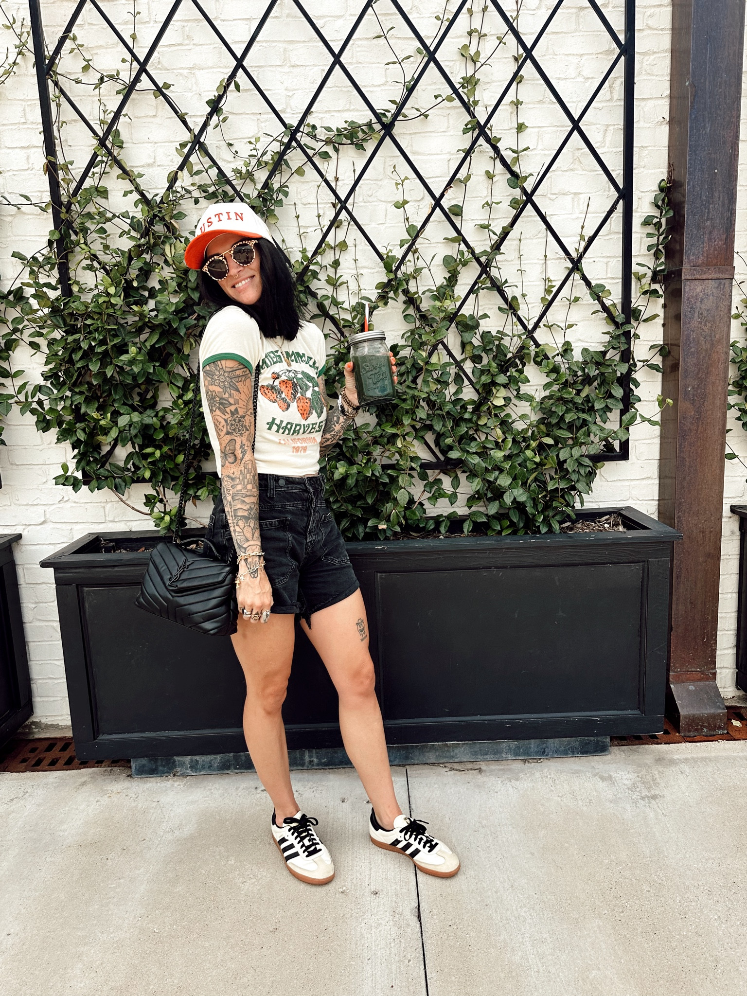 summer fit at the silos 🍓

travel outfit | country concert outfit | sunglasses | waco | silos 