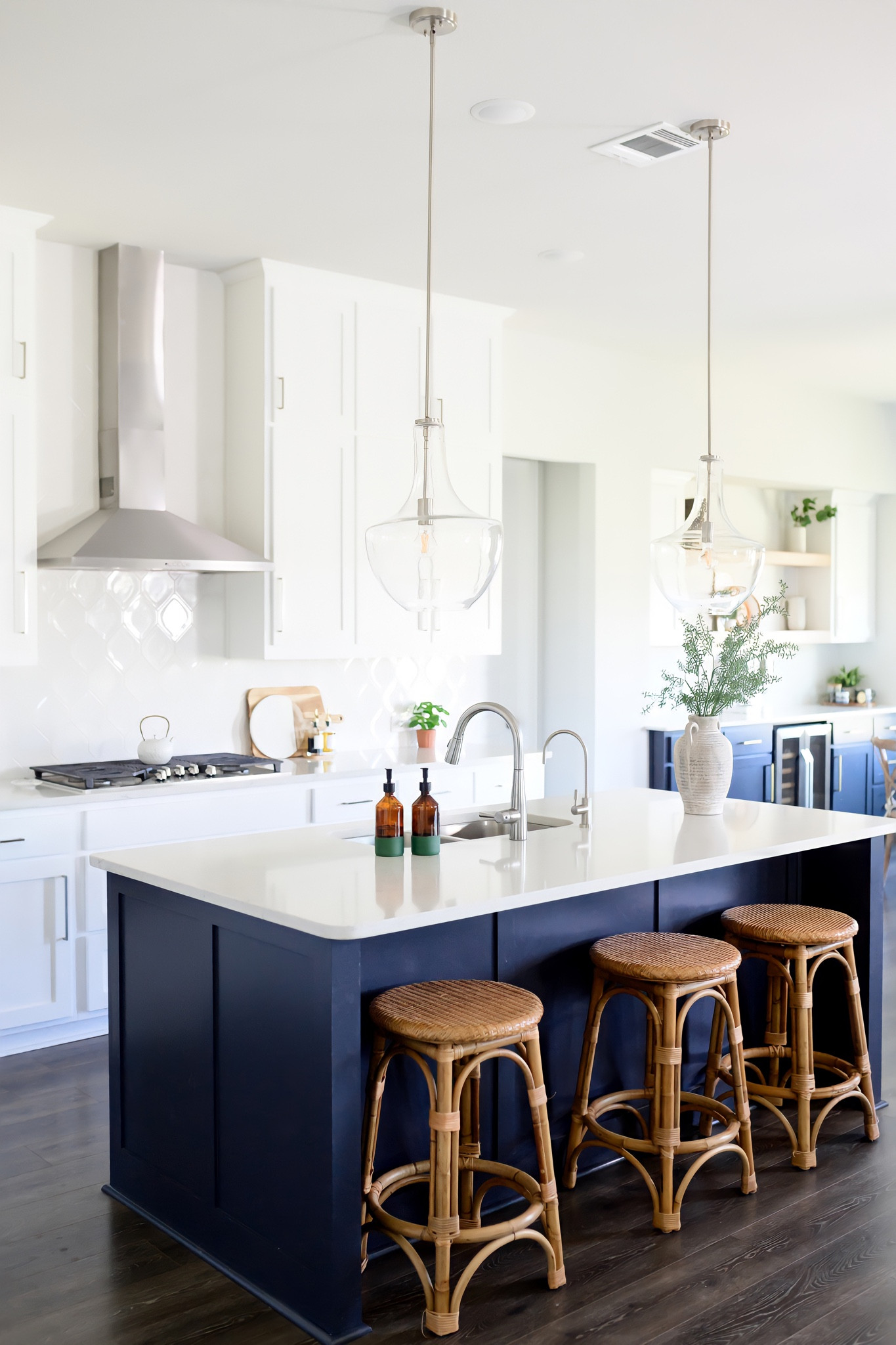 Spring Kitchen Inspo  


Spring  Kitchen  Seasonal  Home find  Home style  Home inspo  Kitchen inspo  kitchen essentials  kitchen organization

#LTKstyletip #LTKhome