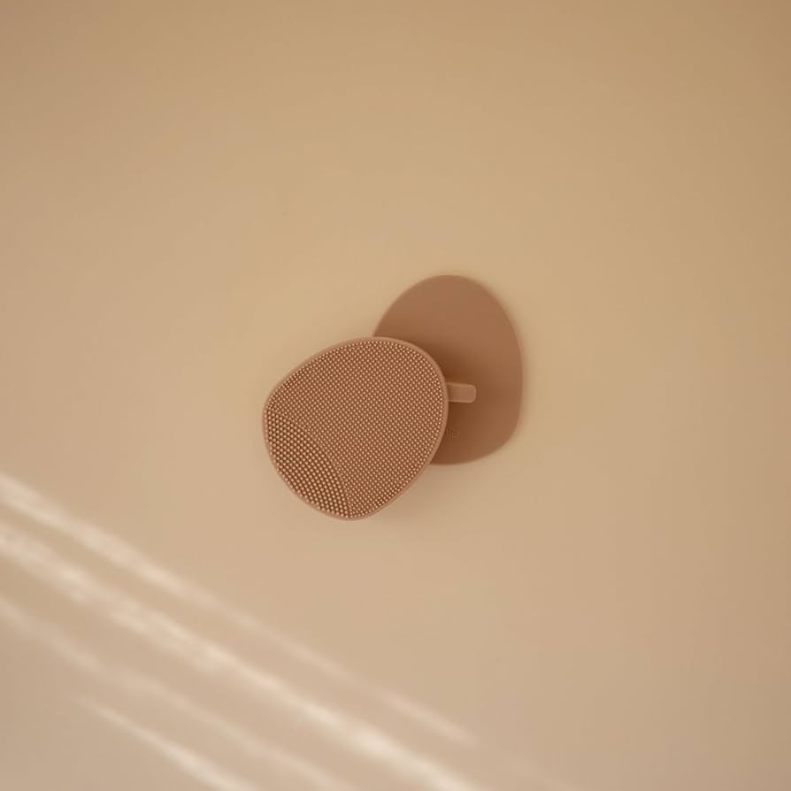 mushie Baby Bath Cradle Cap Brush | Soft Silicone Bristles for Dry Skin, Eczema, & Cradle Cap Tre... | Amazon (US)